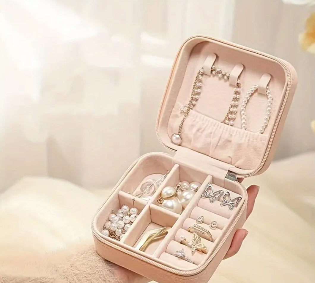 light pink  leather    Jewelry box ,  Mix material  Gift  Jewelry travel